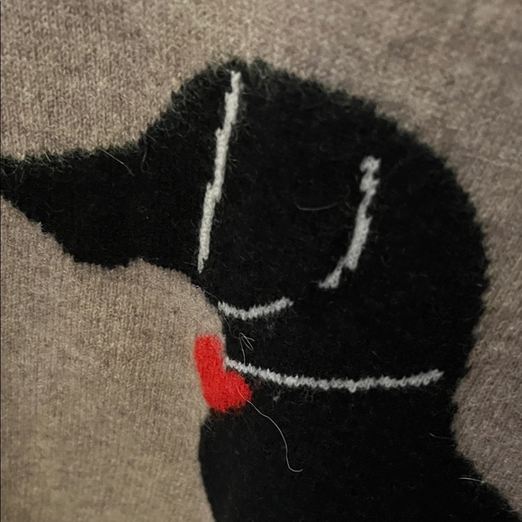 Philosophy Beige Sweater with Black Dog Motif - Picture 2 of 4